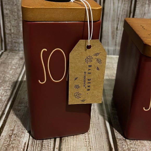 Rae Dunn bathroom collection - Picture 2 of 6